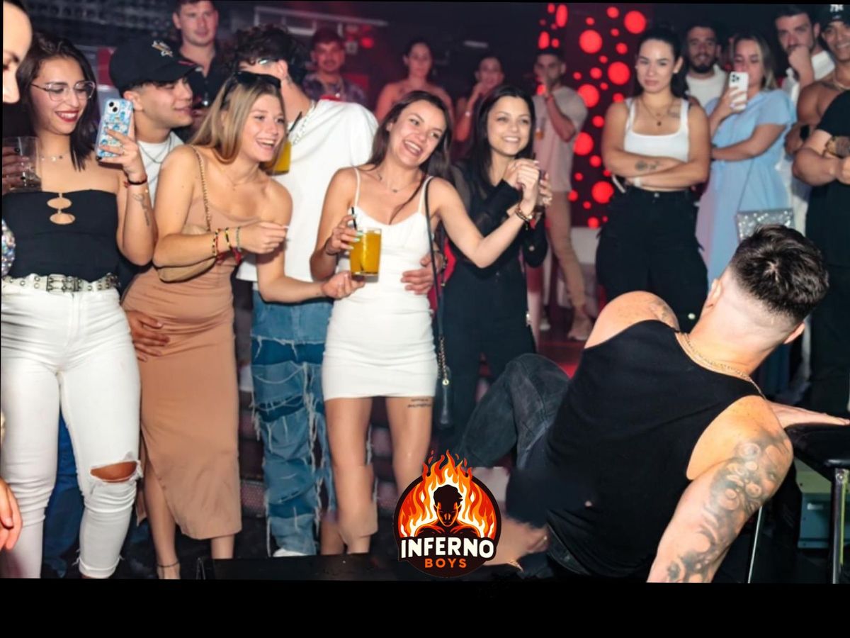 Show Inferno Boys grupo de chicas disfrutando